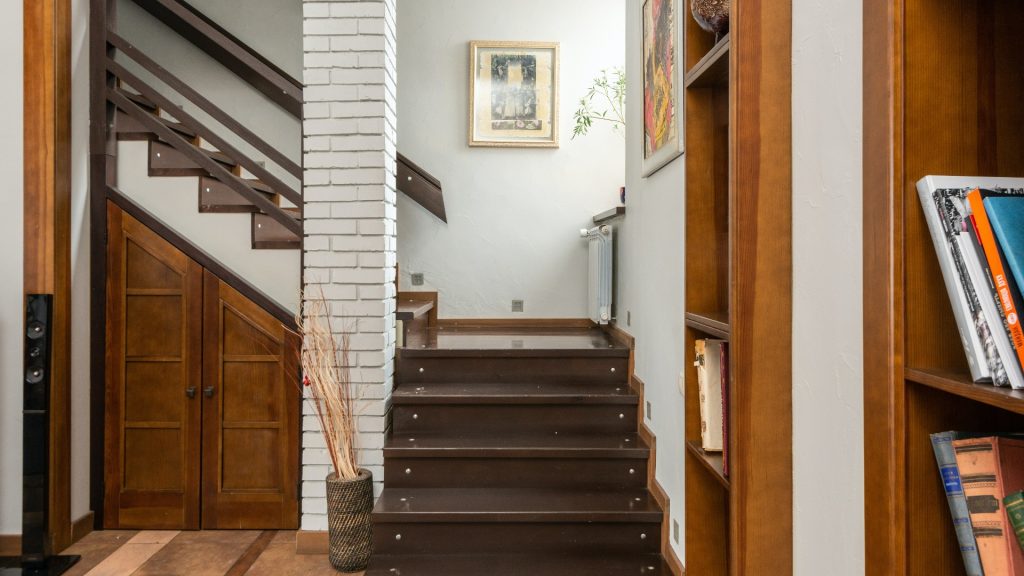 Staircase Expansion Up